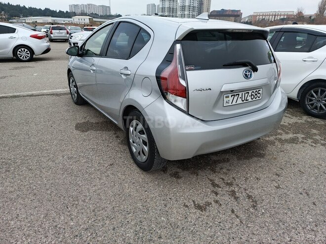 Toyota Aqua 2015, 93,700 km - 1.5 l - Bakı