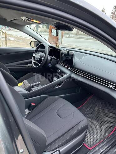 Hyundai Elantra 2022, 24,205 km - 1.6 л - Bakı