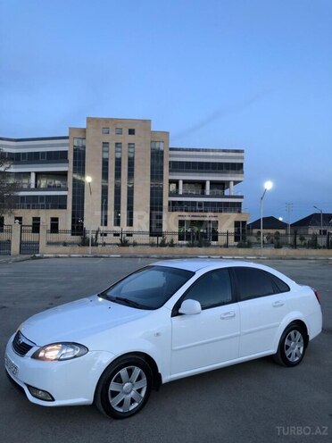 Daewoo Gentra 2013, 300,000 km - 1.5 l - Bakı