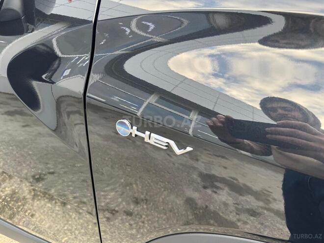 Toyota Corolla Cross-8