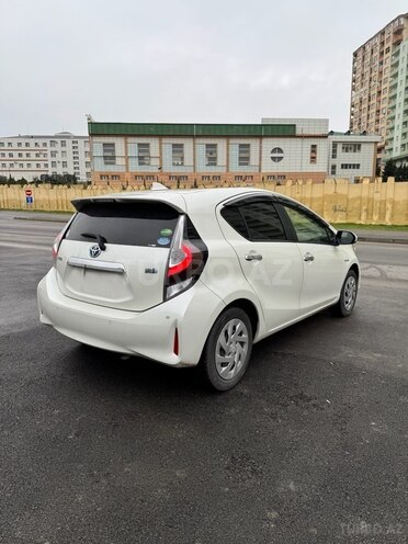 Toyota Aqua 2019, 96,000 km - 1.5 л - Bakı