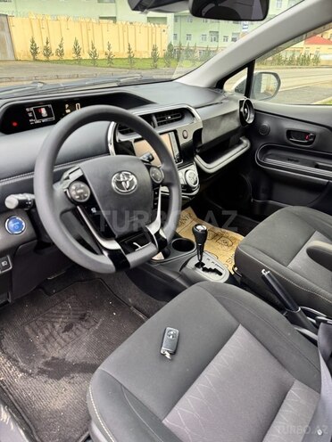 Toyota Aqua 2019, 96,000 km - 1.5 л - Bakı
