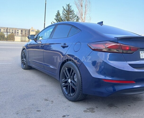 Hyundai Elantra 2017, 80,000 km - 2.0 l - Bakı