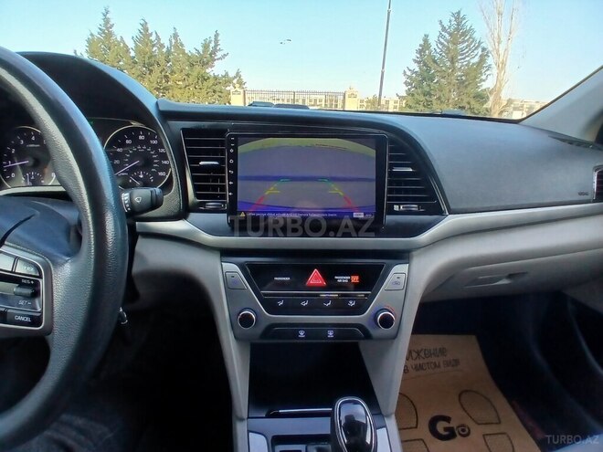 Hyundai Elantra 2017, 80,000 km - 2.0 l - Bakı