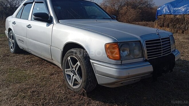 Mercedes E 200 d 1991, 753,685 km - 2.0 l - Saatlı