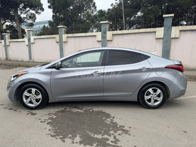 Hyundai Elantra 2015, 142,000 km - 1.8 l - Bakı