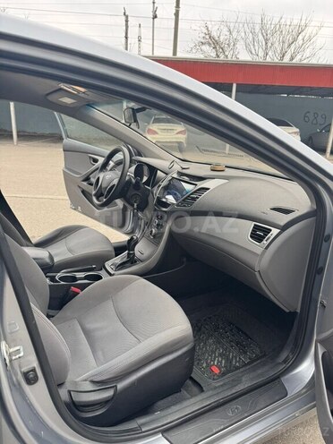 Hyundai Elantra 2015, 142,000 km - 1.8 l - Bakı