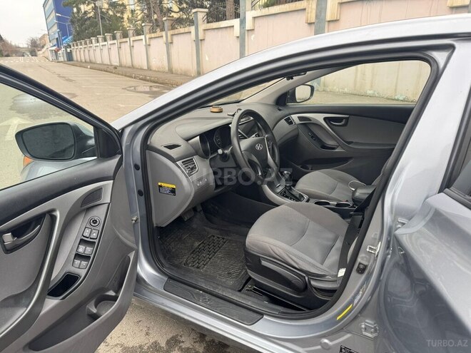 Hyundai Elantra 2015, 142,000 km - 1.8 l - Bakı