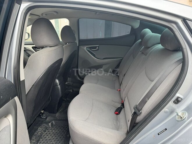 Hyundai Elantra 2015, 142,000 km - 1.8 l - Bakı