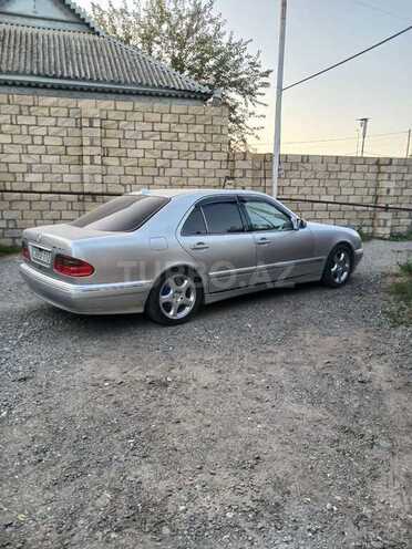 Mercedes E 240 2000, 386,000 km - 2.4 l - Ağcabədi