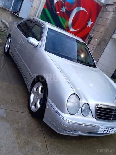 Mercedes E 240 2000, 386,000 km - 2.4 l - Ağcabədi