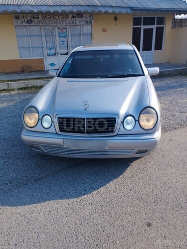 Mercedes E 200 1999, 460,000 km - 2.0 l - Kürdəmir