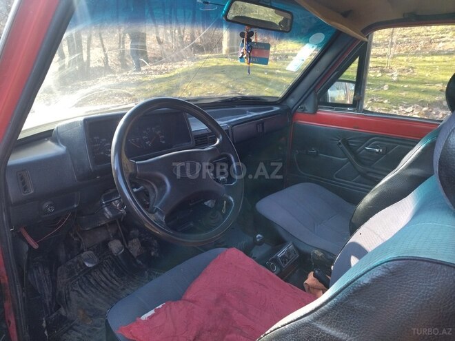 LADA (VAZ) Niva 1995, 144,000 km - 1.7 l - Lerik