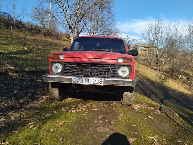LADA (VAZ) Niva 1995, 144,000 km - 1.7 l - Lerik