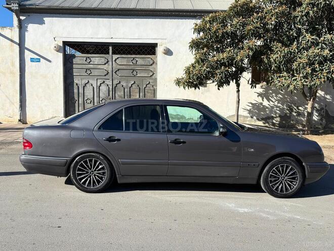 Mercedes E 280 1996, 390,000 km - 2.8 л - Şəmkir