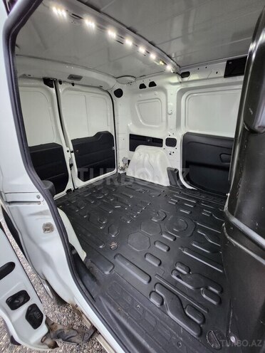 Fiat Doblo-12