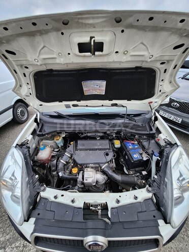 Fiat Doblo-13