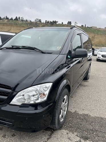 Mercedes Viano-5