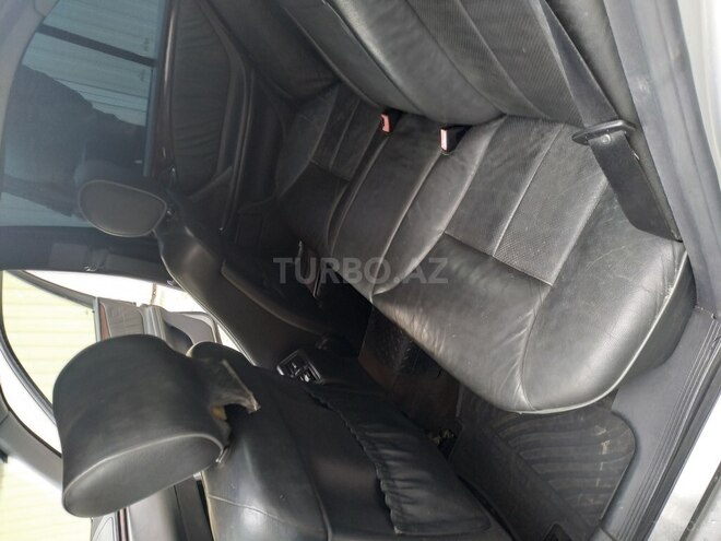 Mercedes C 320 2001, 300,000 km - 3.2 l - Bakı