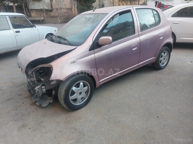 Toyota Vitz 2000, 237,000 km - 1.0 l - Bakı