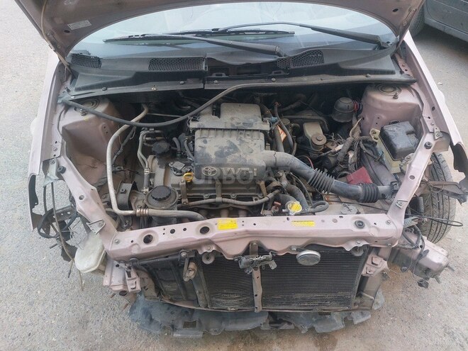 Toyota Vitz 2000, 237,000 km - 1.0 l - Bakı