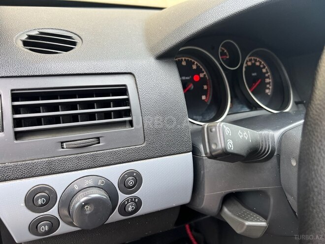 Opel Astra 2004, 217,900 km - 1.4 l - Bakı