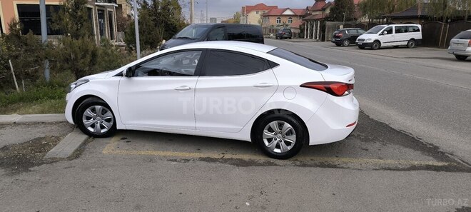 Hyundai Avante 2015, 193,000 km - 1.6 л - Qusar