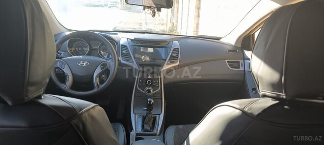 Hyundai Avante 2015, 193,000 km - 1.6 л - Qusar