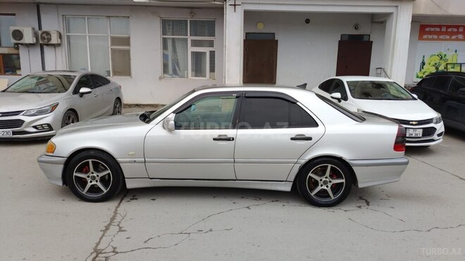 Mercedes C 220 d 1999, 150,000 km - 2.2 л - Bakı