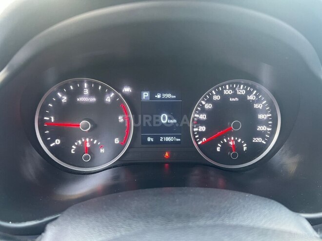 Kia Stonic 2017, 219,000 km - 1.6 л - Bakı