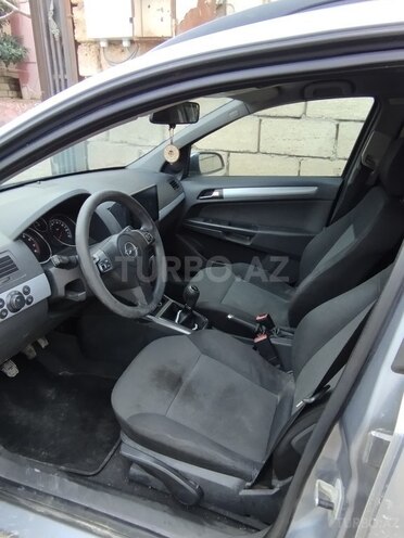 Opel Astra 2005, 234,000 km - 1.4 л - Bakı
