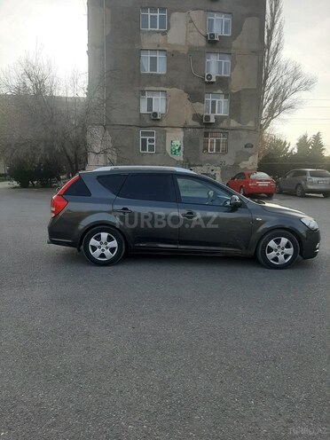 Kia Ceed 2010, 217,000 km - 1.6 l - Sumqayıt