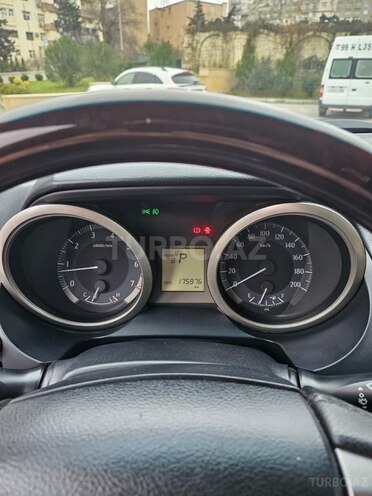 Toyota Land Cruiser Prado 2011, 175,000 km - 2.7 l - Bakı