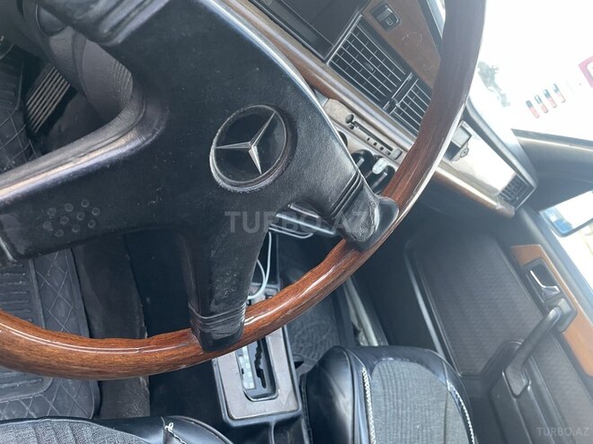 Mercedes 190 1989, 343,809 km - 2.0 л - Bakı