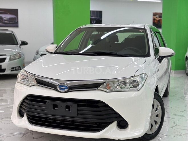 Toyota Corolla Fielder-3
