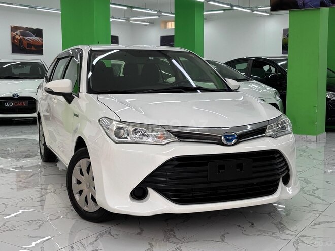 Toyota Corolla Fielder-2