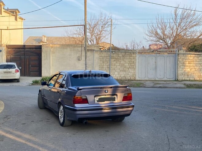 BMW 318 1994, 250,000 km - 1.8 l - Sumqayıt