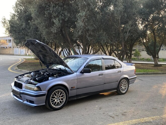 BMW 318 1994, 250,000 km - 1.8 l - Sumqayıt