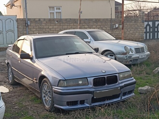 BMW 318 1994, 250,000 km - 1.8 l - Sumqayıt