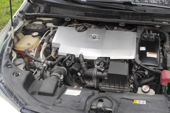 Toyota Prius 2018, 95,000 km - 1.8 l - Ağsu