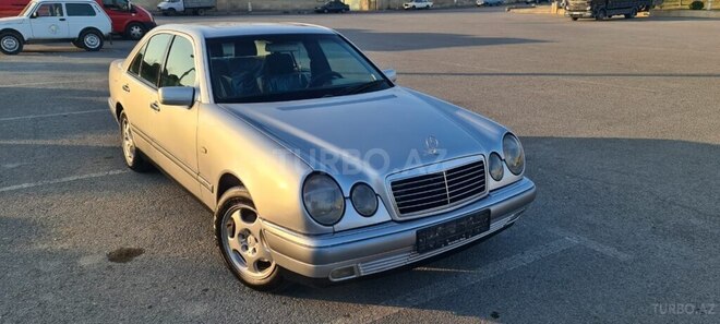 Mercedes E 240 1999, 392,000 km - 2.4 l - Bərdə