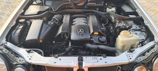 Mercedes E 240 1999, 392,000 km - 2.4 l - Bərdə