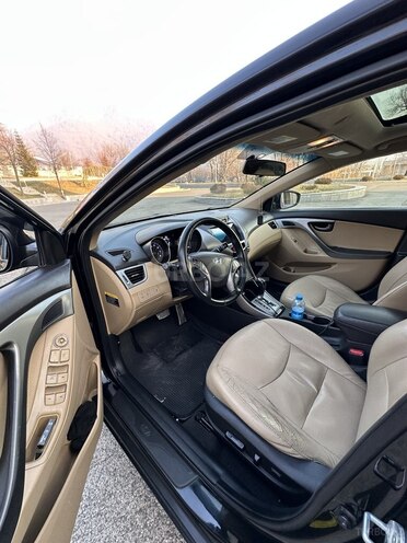 Hyundai Elantra 2013, 158,958 km - 1.8 l - Qəbələ
