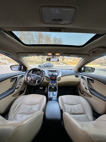 Hyundai Elantra 2013, 158,958 km - 1.8 l - Qəbələ
