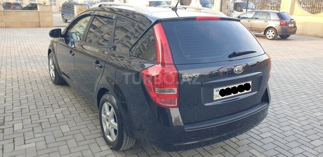 Kia Ceed 2010, 267,000 km - 1.4 l - Bakı