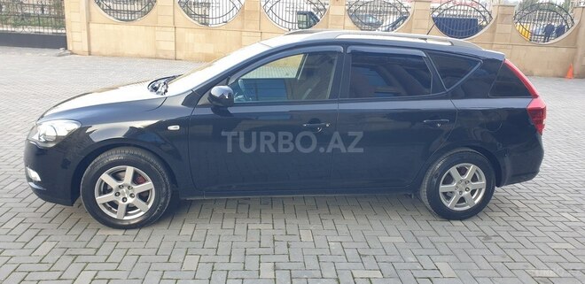 Kia Ceed 2010, 267,000 km - 1.4 l - Bakı