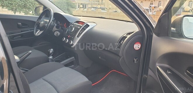 Kia Ceed 2010, 267,000 km - 1.4 l - Bakı