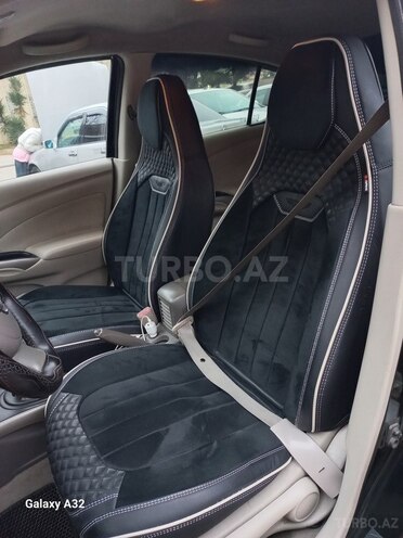 Nissan Sunny 2012, 300,309 km - 1.5 л - Bakı