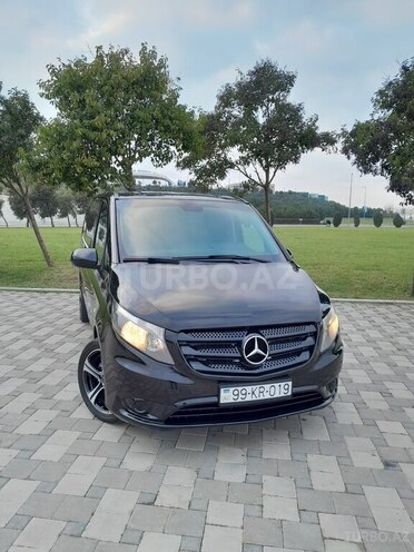 Mercedes  2016, 325,985 km - 2.2 л - Bakı