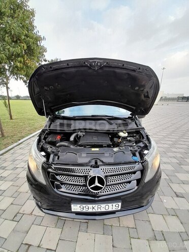 Mercedes  2016, 325,985 km - 2.2 л - Bakı